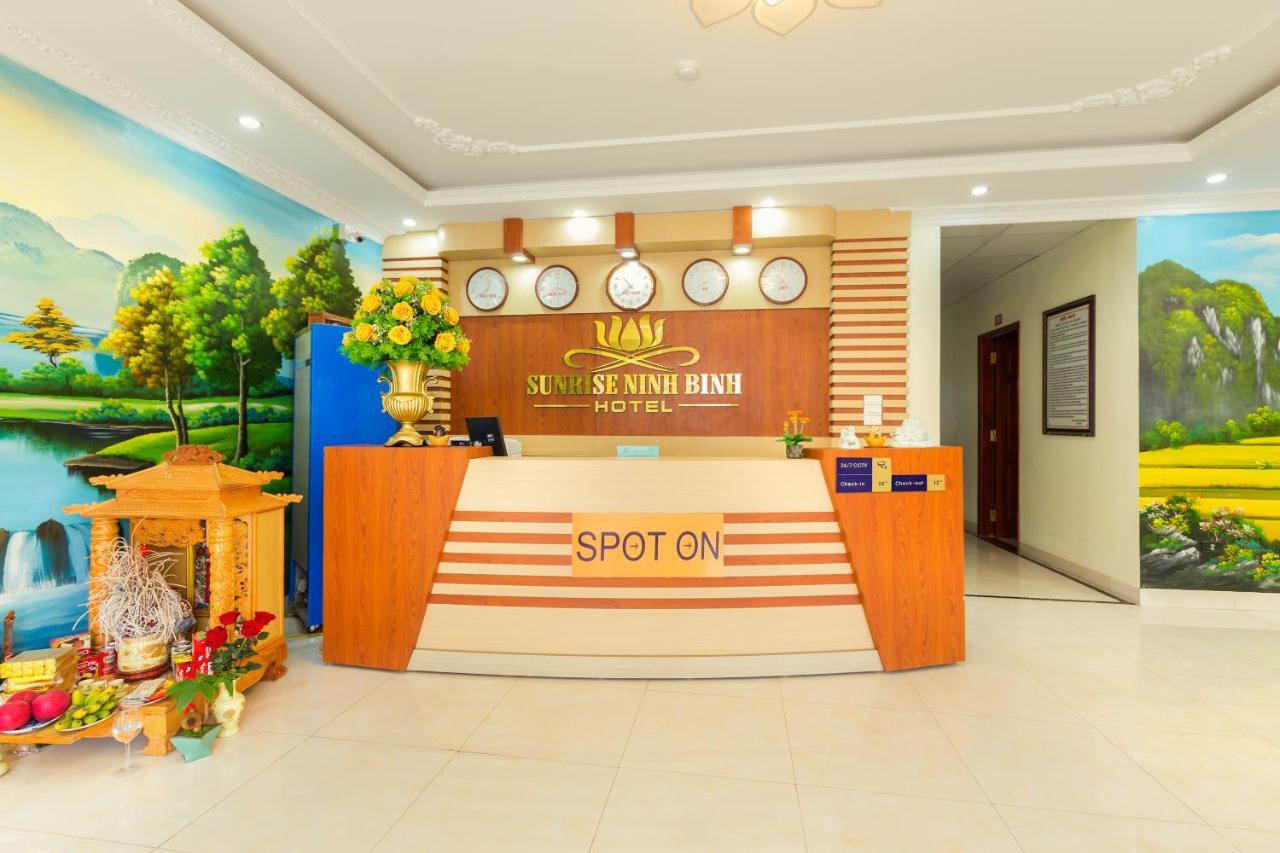 Spot On 861 Sunrise Hotel Νιν Μπιν Εξωτερικό φωτογραφία