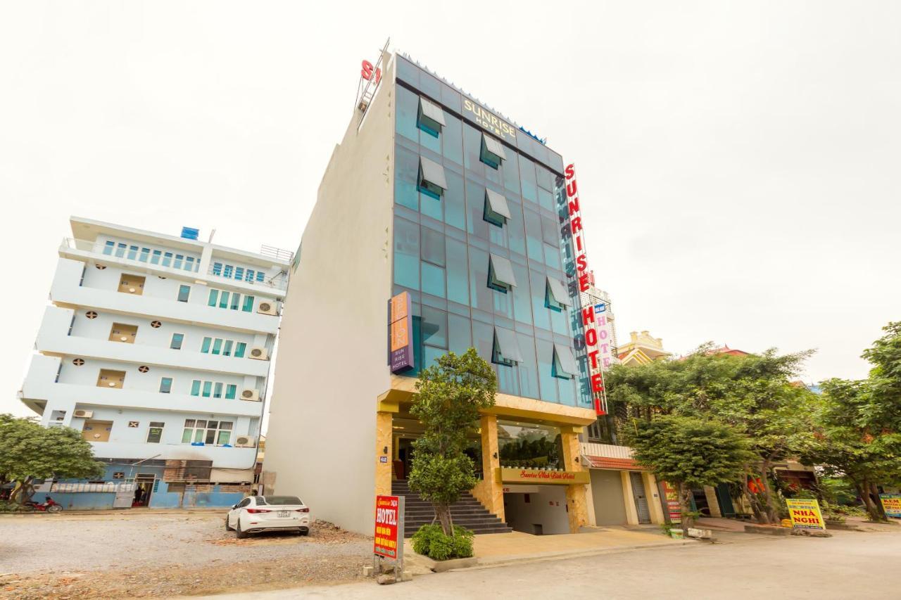 Spot On 861 Sunrise Hotel Νιν Μπιν Εξωτερικό φωτογραφία