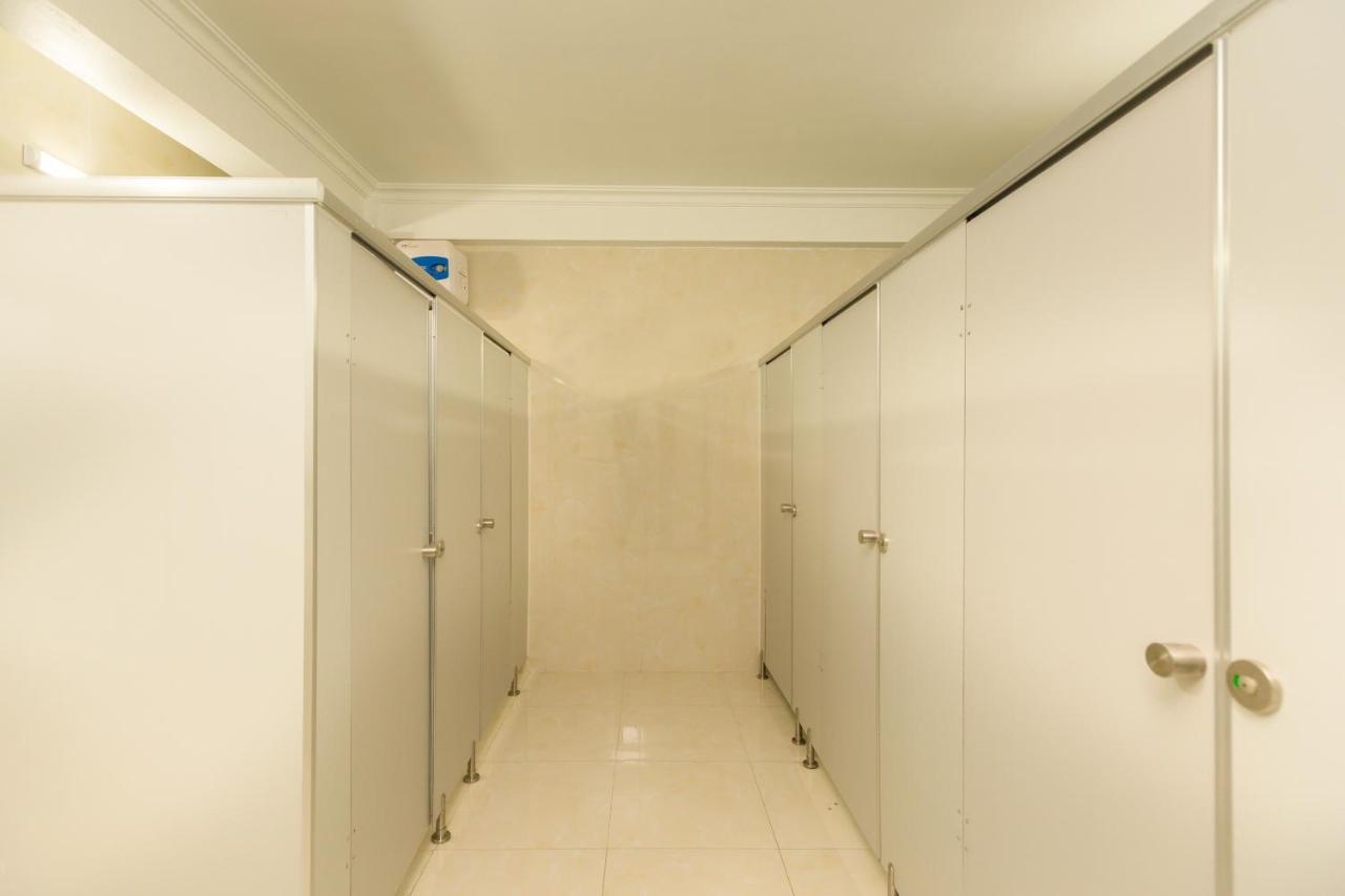 Spot On 861 Sunrise Hotel Νιν Μπιν Εξωτερικό φωτογραφία