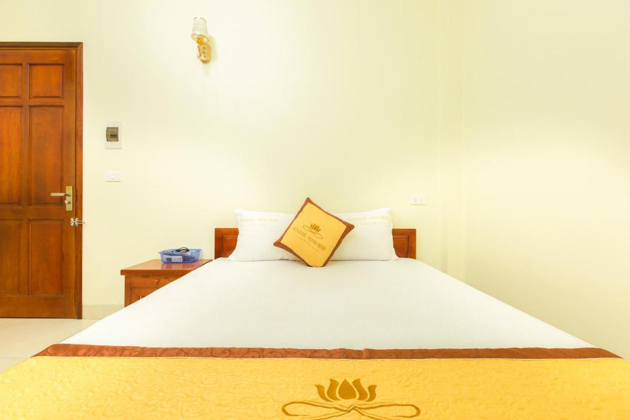Spot On 861 Sunrise Hotel Νιν Μπιν Εξωτερικό φωτογραφία